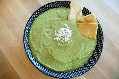 homemade spinach hummus - bonjourHan.com